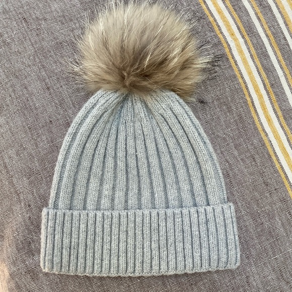Cozy Cashmere Gray Knit Pom-Pom Beanie - Picture 1 of 4